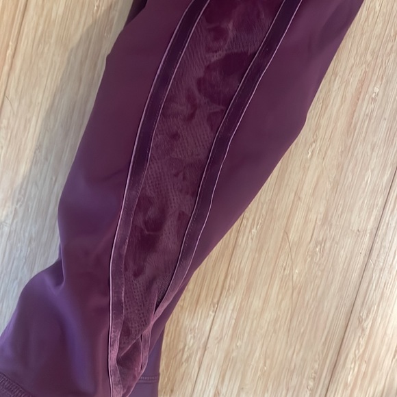 lululemon athletica size 2 wunder under leggings in dark adobe. EUC. - Picture 7 of 7